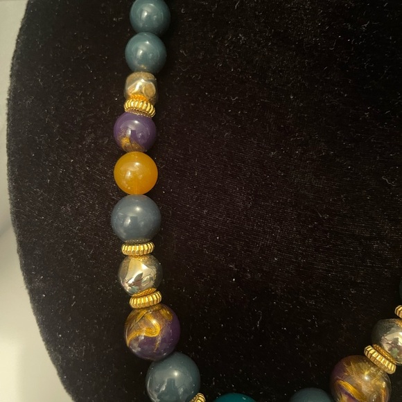 Vintage Necklace purple green gold amber claw clasp - Picture 2 of 7